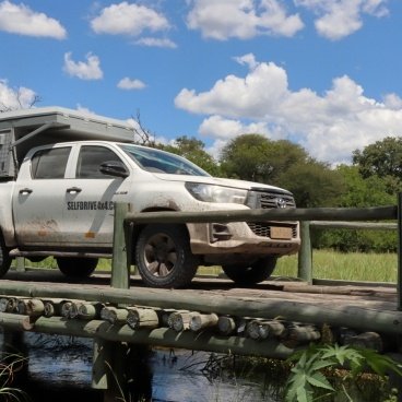 Botswana rondreis Khwai Bridge Moremi Game Reserve Selfdrive4x4