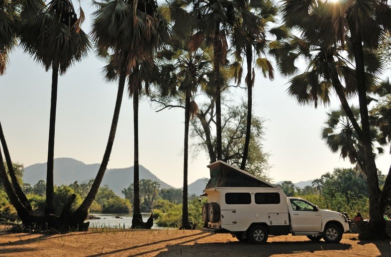 Toyota Hilux Single Cab Bushcamper