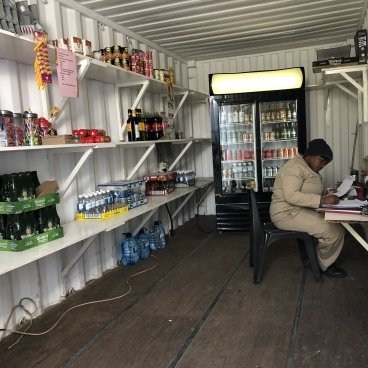 Savuti store
