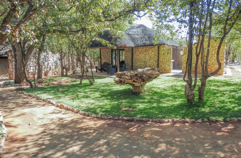 Kaoko Mopane Lodge & Campsite