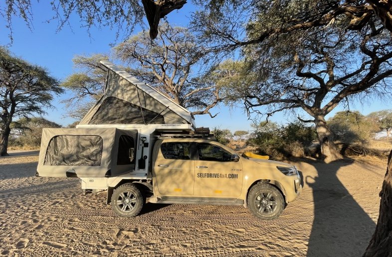 Toyota Hilux Double Cab Bushcamper