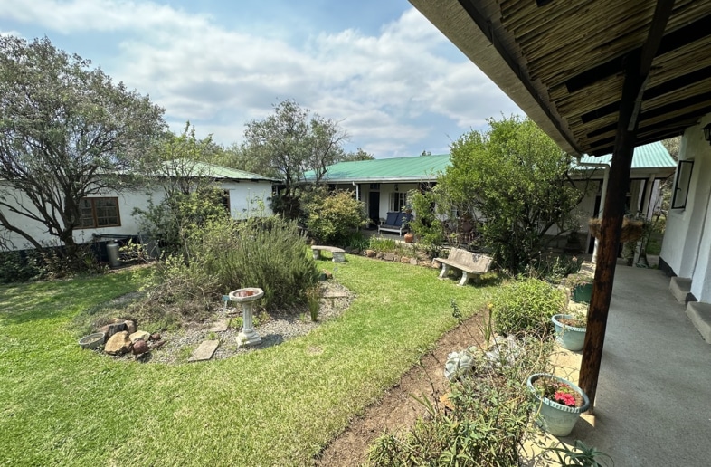 Sani Lodge & Cottages